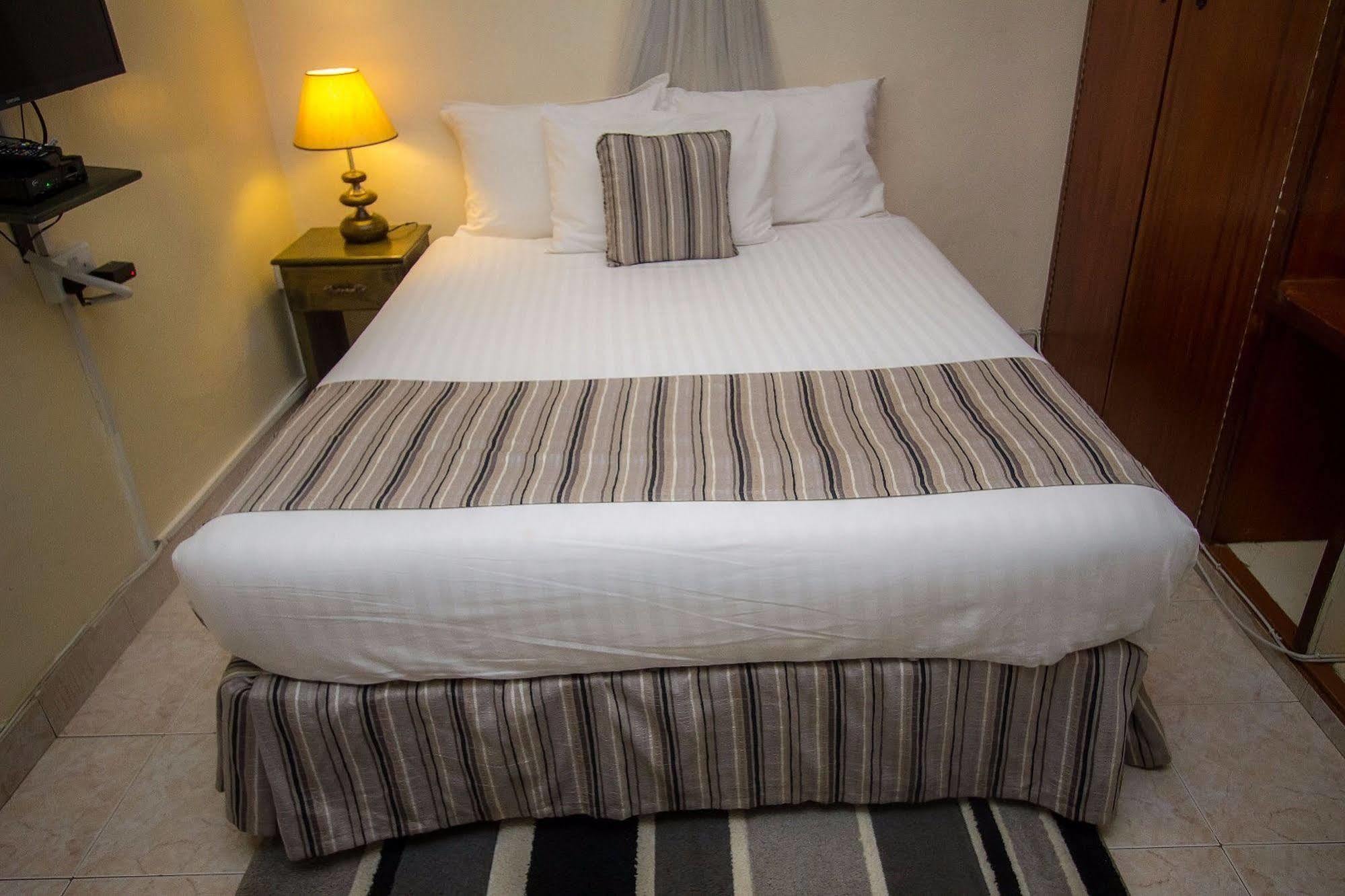 Magnolia Pine Bed & Breakfast Nairobi Eksteriør bilde