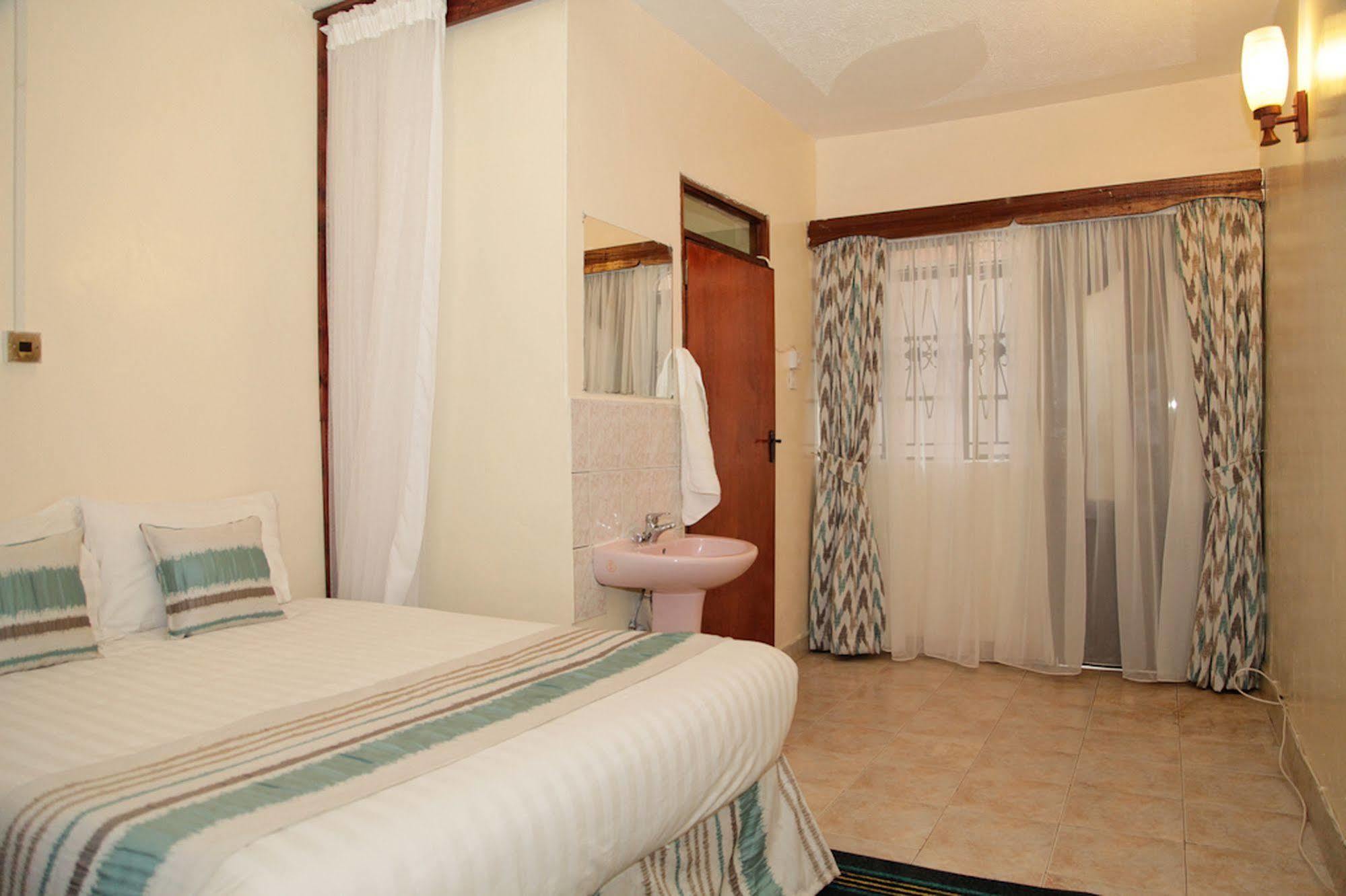 Magnolia Pine Bed & Breakfast Nairobi Eksteriør bilde